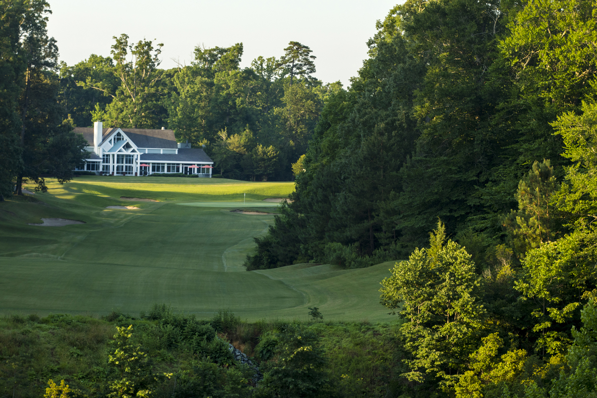 Green course, clubhouse and fairway at Colonial Williamsburg, VA